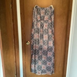 No Boundaries strapless dress